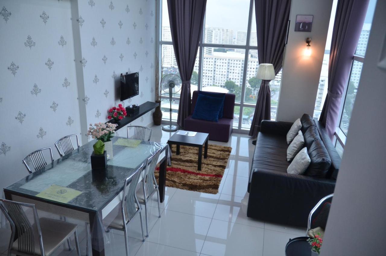 Maritime Suite Duplex Penang- Pemandangan Laut George Town Bagian luar foto